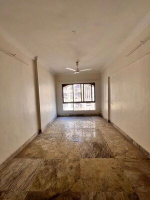 Floor Plan in 3 BHK Apartment at Versova – for Rent