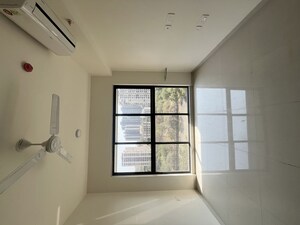 Master Bedroom in 3.5 BHK Apartment at Lodha Woods, Kandivali East – for Rent