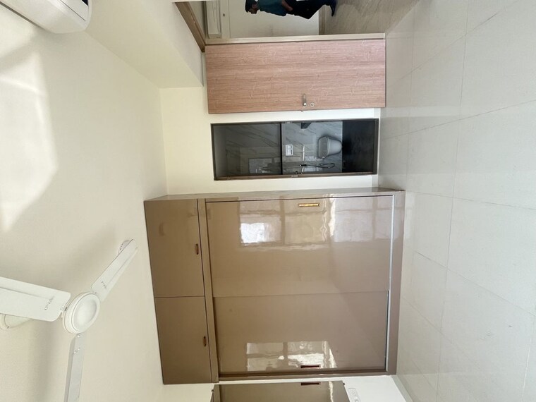 Master Bedroom, lodha-woods 3.5 Bedroom 1100 Sq.Ft. Apartment In Kandivali East Mumbai 10080735