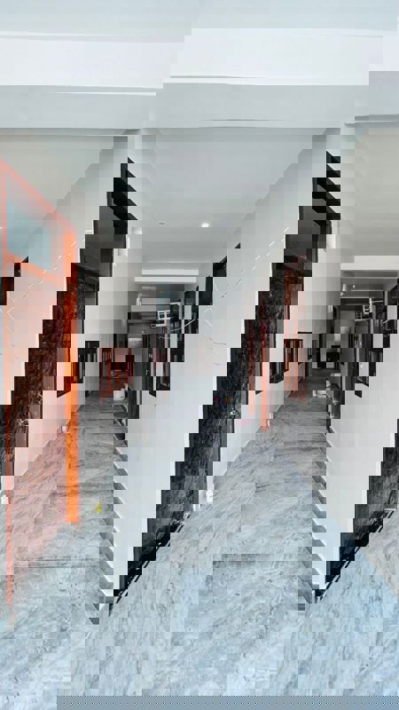 Building Lobby in 1 BHK Builder Floor at Sector 46 – for Rent