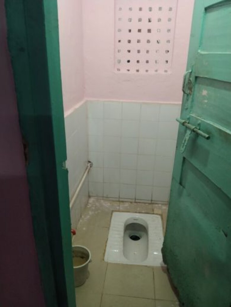 Bathroom, niljyoti society 1 Bedroom 600 Sq.Ft. Apartment In Niljyoti Society Pune 9944661
