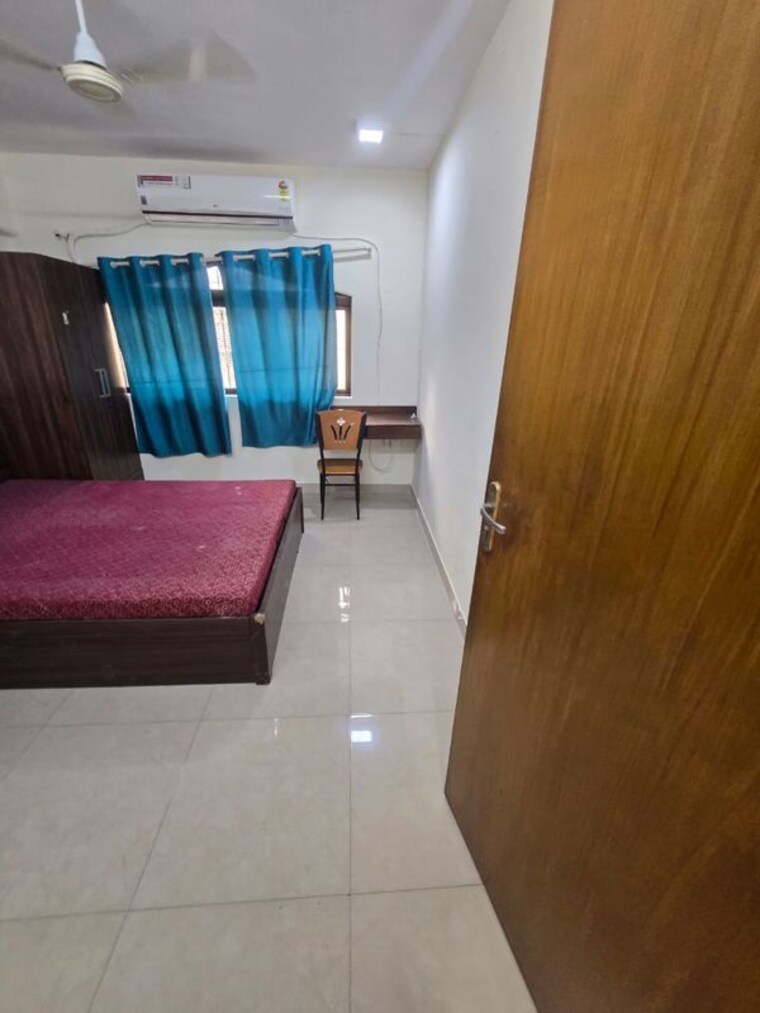 undefined, west-view-vile-parle-west 3 Bedroom 1500 Sq.Ft. Apartment In Vile Parle West Mumbai 10080807