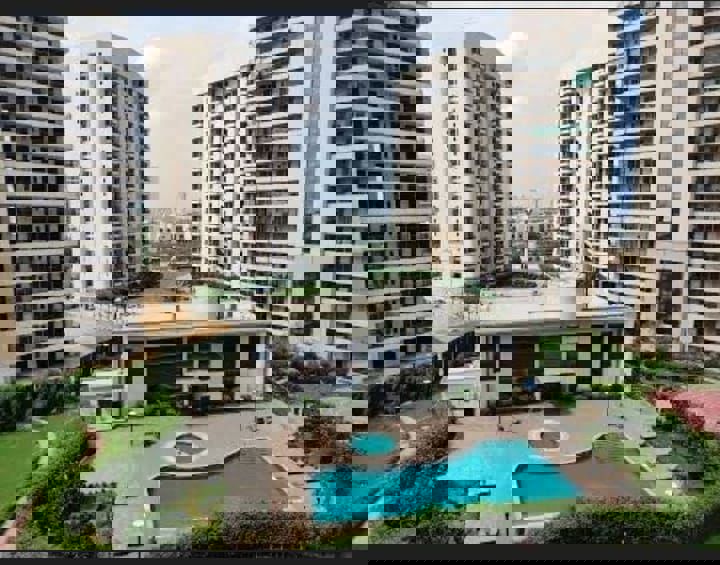 3.5 BHK + Pooja Room,Servant Room 2100 Sq.Ft. Apartment in Chintels Serenity