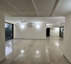 3 BHK + Servant Room,Store Room Builder Floor For Rent in Defence Colony