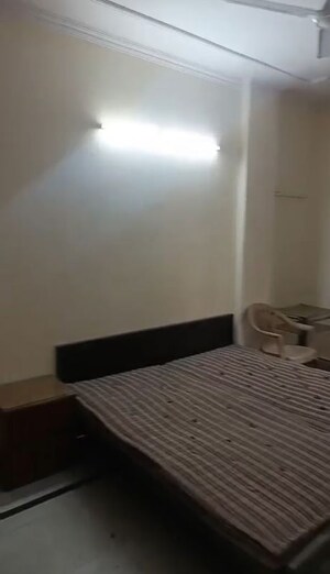 Room in 3 BHK Builder Floor at Patel Nagar – for Rent