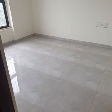 Room in 1 BHK Apartment at Earth Vintage, Dadar West – for Rent