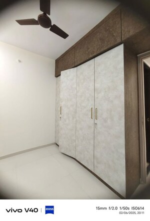 Room in 2 BHK Apartment at Ashar Axis, Majiwada – for Sale