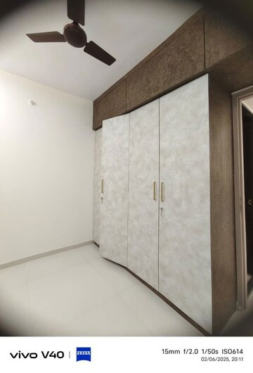 Room in 2 BHK Apartment at Ashar Axis, Majiwada – for Sale