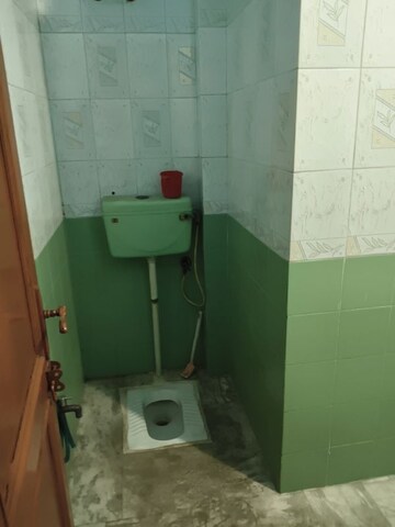 Bathroom in 2 BHK Independent House at RWA Apartments Sector 61, Sector 61 – for Rent