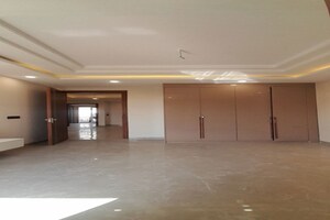Room in 3 BHK Builder Floor at Anant Raj Ashok Estate, Sector 63a – for Sale