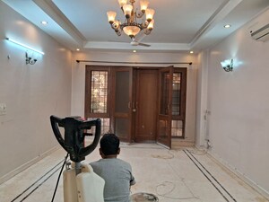 Living Room in 4 BHK Builder Floor at Kailash Colony – for Rent