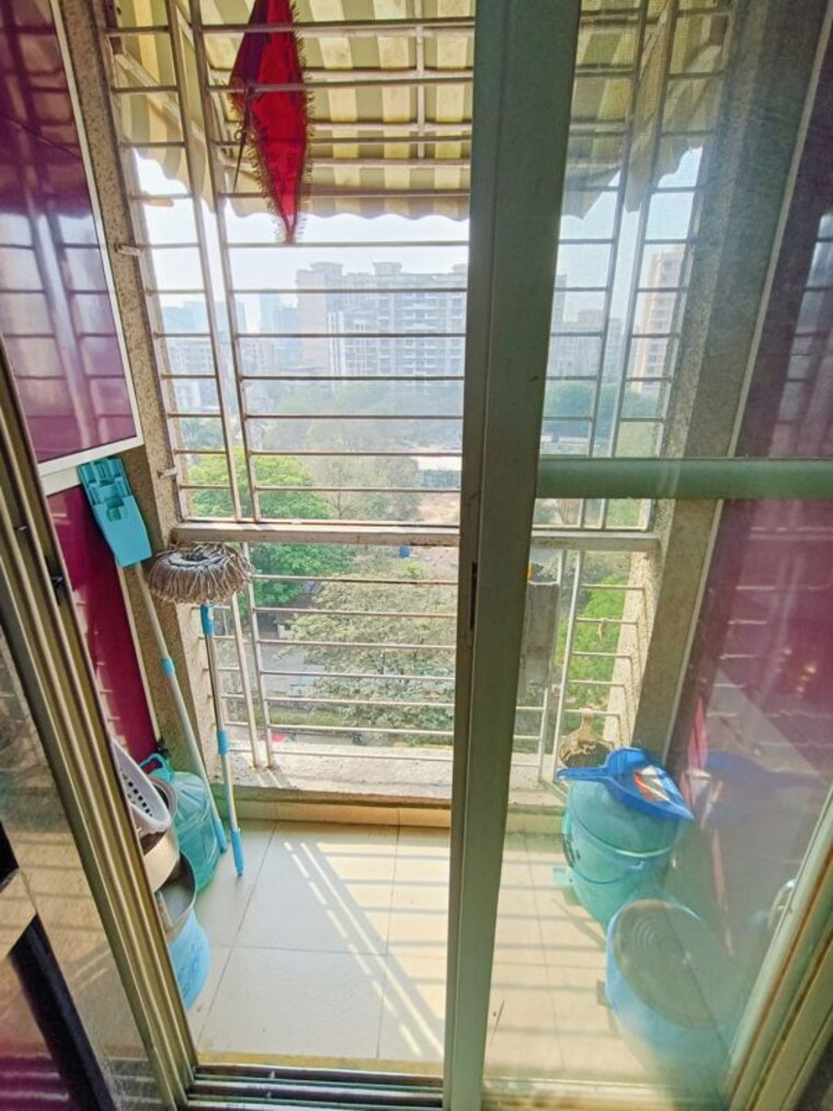 Balcony, khadakpada 1 Bedroom 605 Sq.Ft. Apartment In Khadakpada Thane 10081070
