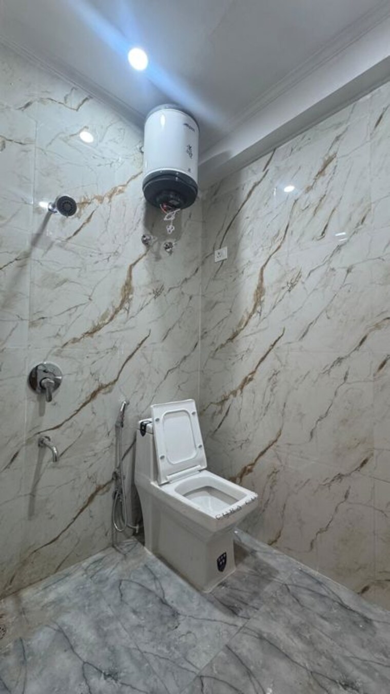 Bathroom, saket 1 Bedroom 502 Sq.Ft. Builder Floor In Saket Delhi 10081974