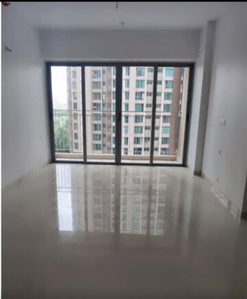 2 BHK Apartment For Sale in Kalpataru Parkcity Sunrise B, Kolshet Road