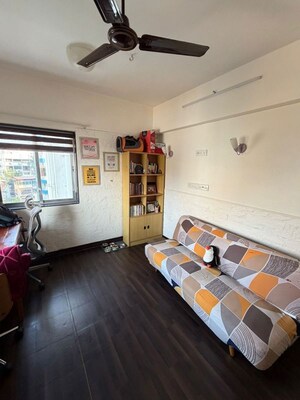 Bedroom in 3 BHK Apartment at Bandra West – for Rent