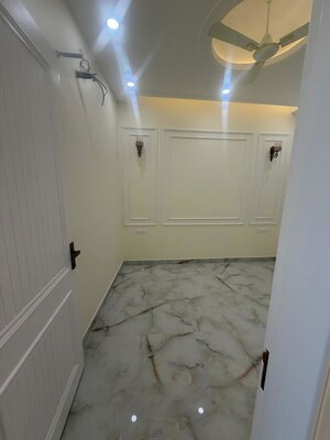 Bedroom in 3 BHK Builder Floor at Turner Road – for Sale