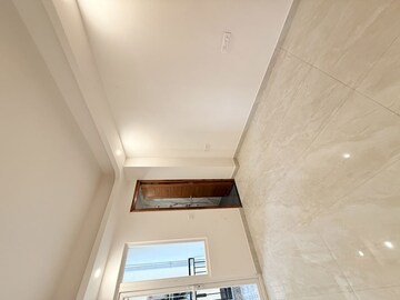 Furnished Amenities in 3 BHK Builder Floor at BPTP District 3, Sector 85 – for Sale