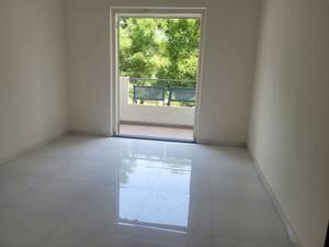 Room in 2.5 BHK Apartment at Kwality Vrindavan Heights, Hadapsar – for Sale