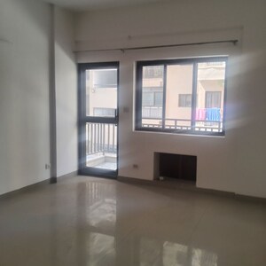 Kitchen in 3.5 BHK Apartment at Ardee City Palm Grove Heights, Sector 52 – for Rent