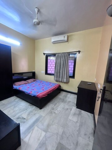 Bedroom in 3.5 BHK Apartment at Kalpana Villa Housing Society, Viman Nagar – for Rent