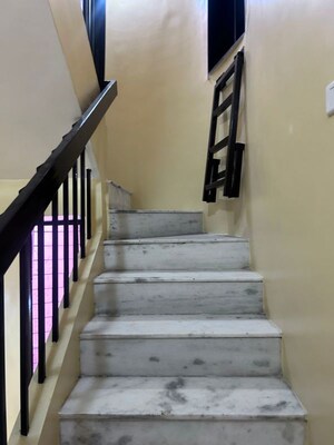 Staircase in 3.5 BHK Apartment at Kalpana Villa Housing Society, Viman Nagar – for Rent