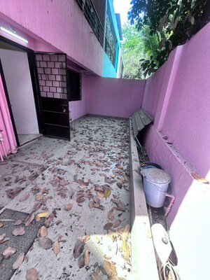 Bedroom in 3.5 BHK Apartment at Kalpana Villa Housing Society, Viman Nagar – for Rent