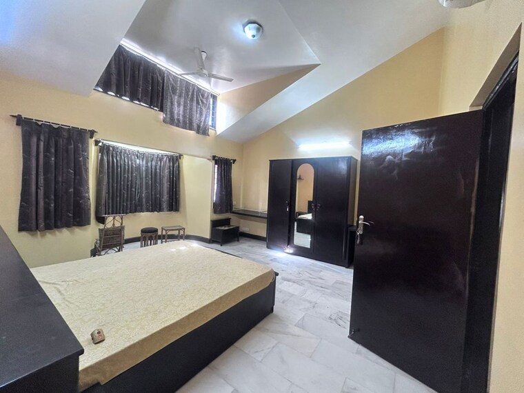 Bedroom, kalpana-villa-housing-society 3.5 Bedroom 2000 Sq.Ft. Apartment In Viman Nagar Pune 10082079