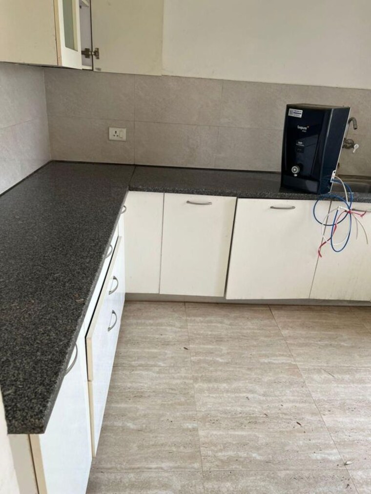 Kitchen, parklands 3 Bedroom 249 Sq.Yd. Builder Floor In Sector 85 Faridabad 10082301