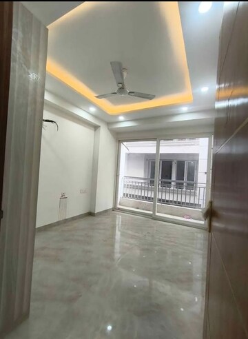 Room in 3 BHK Builder Floor at Chattarpur – for Sale