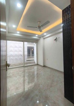 Room in 3 BHK Builder Floor at Chattarpur – for Sale