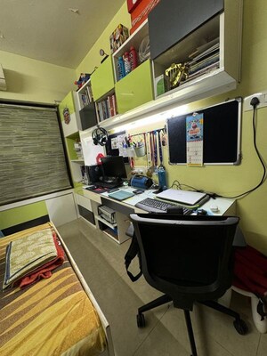 Team Area in 2 BHK Apartment at Dynamix Divum, Malad East – for Rent