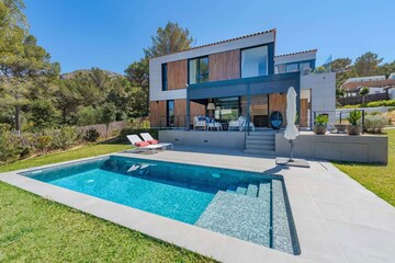 Swimming Pool in 3 BHK Villa at Electronic City Phase ii – for Sale