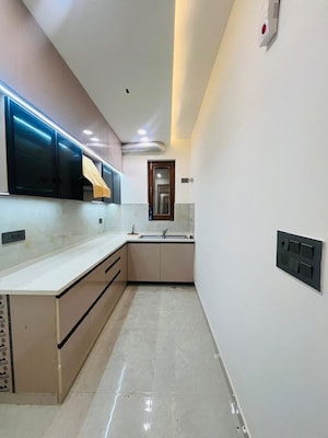 Kitchen in 3 BHK Builder Floor at RPS Palm Drive, Sector 88 – for Rent