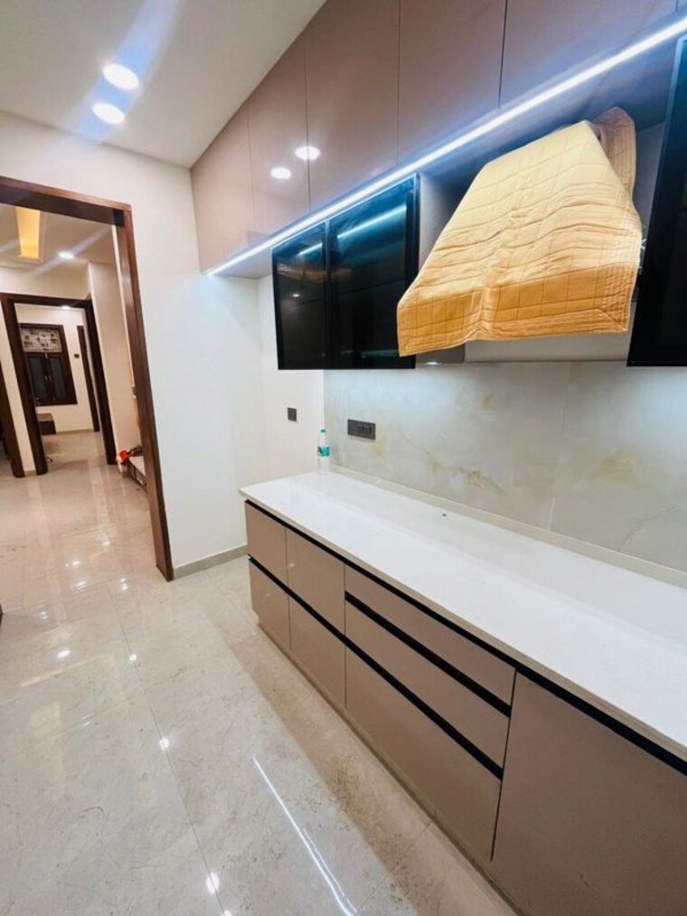 Kitchen, rps-palm-drive 3 Bedroom 130 Sq.Yd. Builder Floor In Sector 88 Faridabad 10082438