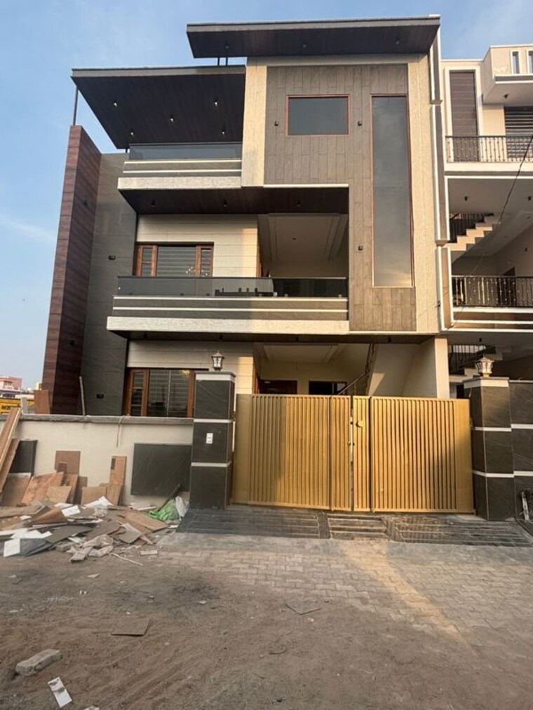 Exterior View, sunny enclave 4 Bedroom 150 Sq.Yd. Independent House In Sunny Enclave Mohali 10082454