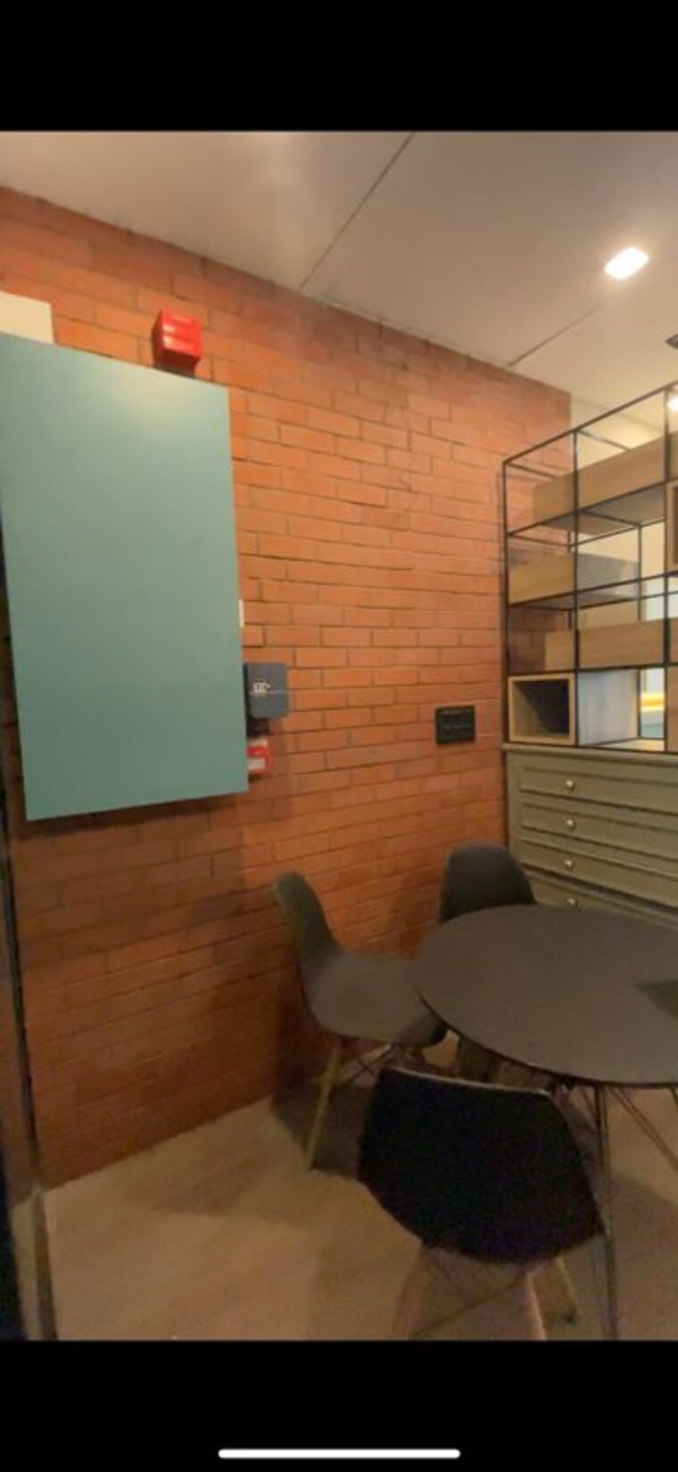 Room, alphathum Commercial Office Space 850 Sq.Ft. In Sector 90 Noida 10082482