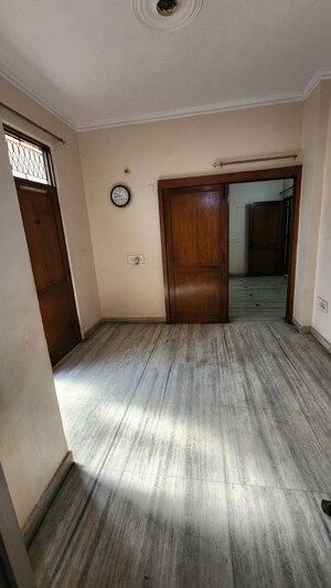 3 BHK Builder Floor For Sale in Janakpuri