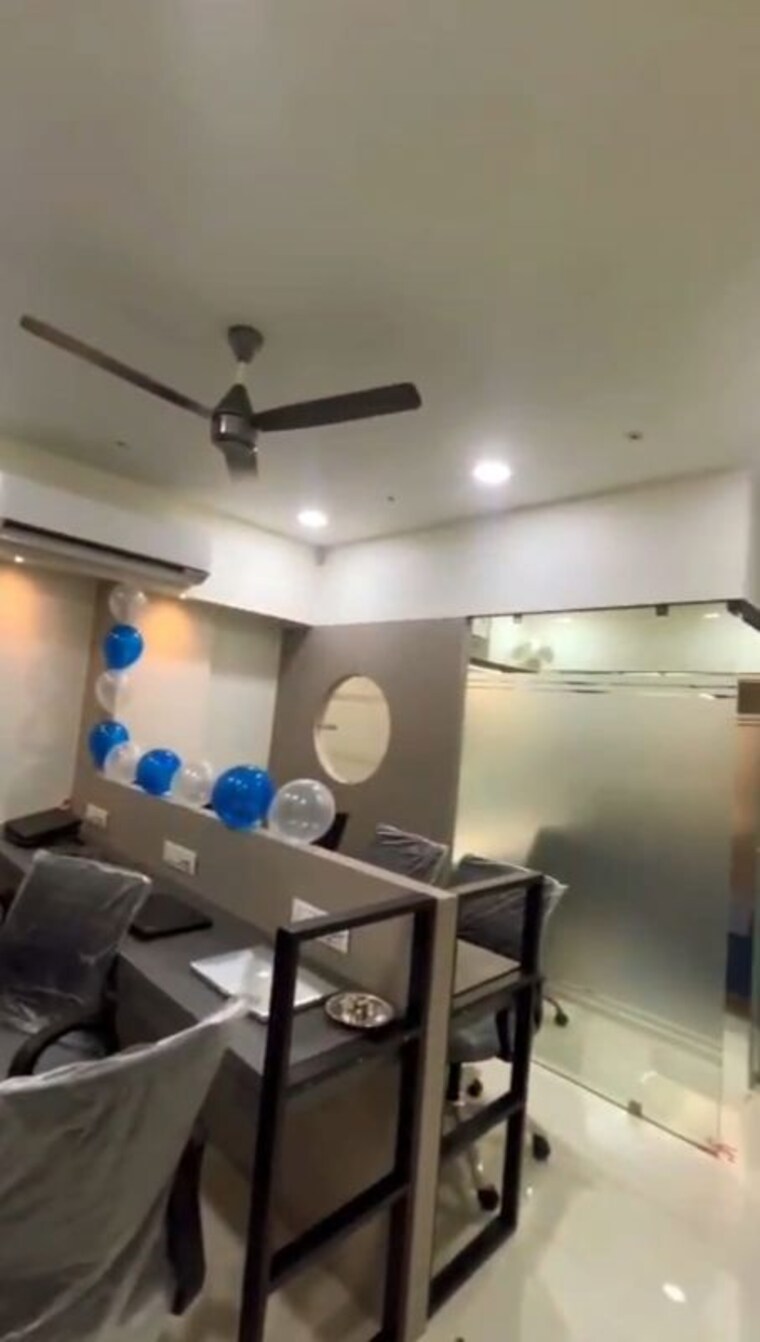 Team Area, sola Commercial Office Space 999 Sq.Ft. In Sola Ahmedabad 10082643