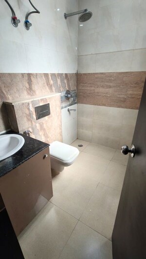 Master Bedroom in 3 BHK Builder Floor at M3M Atrium, Sector 57 – for Rent