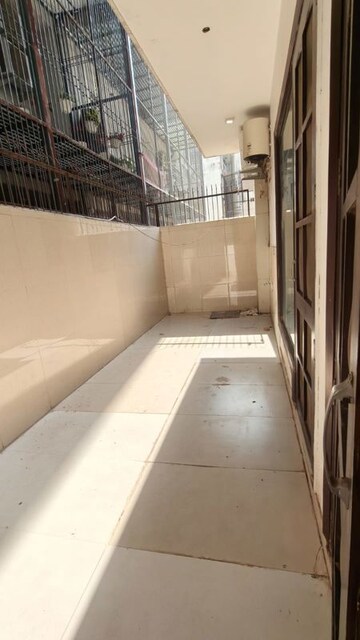 Balcony in 3 BHK Builder Floor at M3M Atrium, Sector 57 – for Rent