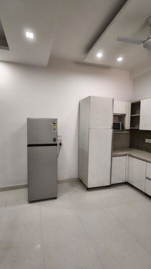 Room in 3 BHK Builder Floor at M3M Atrium, Sector 57 – for Rent
