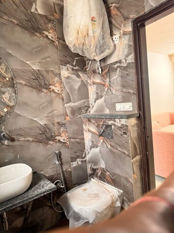 Bathroom in 1 BHK Builder Floor at Sector 56 – for Rent