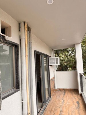 Building Lobby in 1 BHK Builder Floor at Sector 56 – for Rent