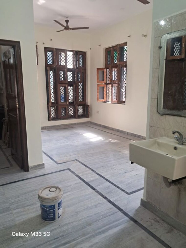 Living Room, sector 45 3 Bedroom 160 Sq.Yd. Independent House In Sector 45 Faridabad 10082740