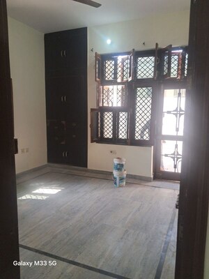 Room in 3 BHK Independent House at Sector 45 – for Rent