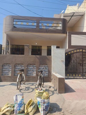 3 BHK Independent House For Rent in Sector 45