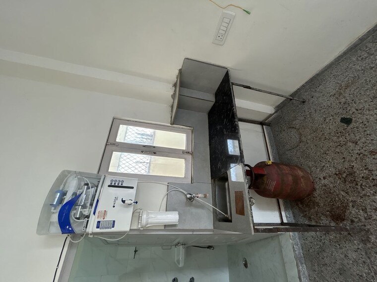 Kitchen, kotla mubarakpur 1 Bedroom 450 Sq.Ft. Builder Floor In Kotla Mubarakpur Delhi 10082723