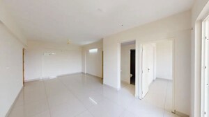 Room in 3 BHK Apartment at Mahaveer Classic Apartment, Panduranga Nagar – for Sale