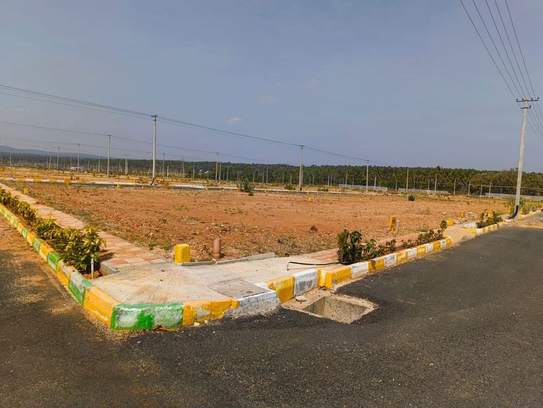 Plot For Sale in Electronic City