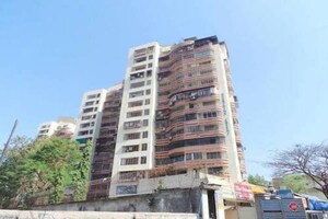 2 BHK Apartment – Exterior View View at Lokhandwala Complex - for Sale